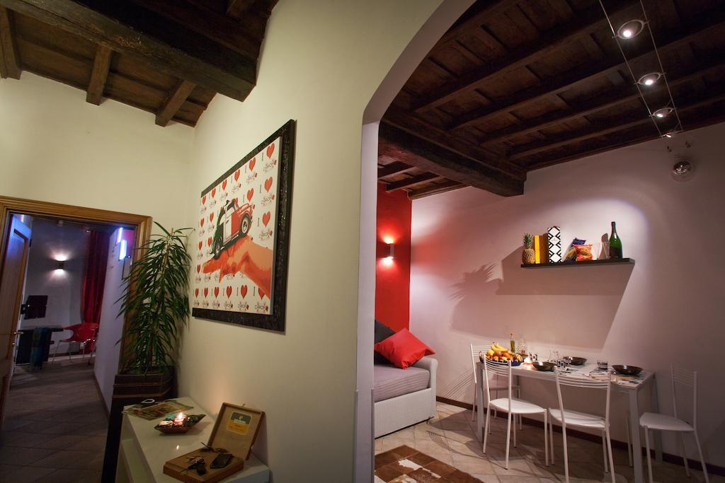 Chroma Italy - Chroma Apt Campo De' Fiori Room photo